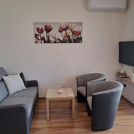 Apartmany Rubin Nesvady Εξωτερικό φωτογραφία